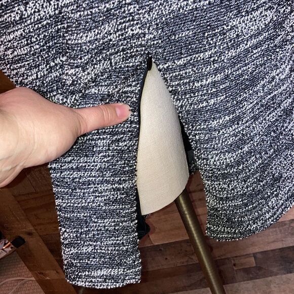 BANANA REPUBLIC BOUCLE MIDI SHEATH DRESS, SIZE Woman’s Size 4 P - Picture 6 of 8